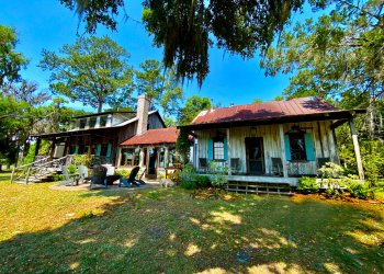 An Unforgettable Getaway in Darien, Georgia: Emma’s Driftwood Farm Cottages